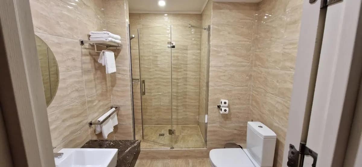 Bristol Central Park Hotel