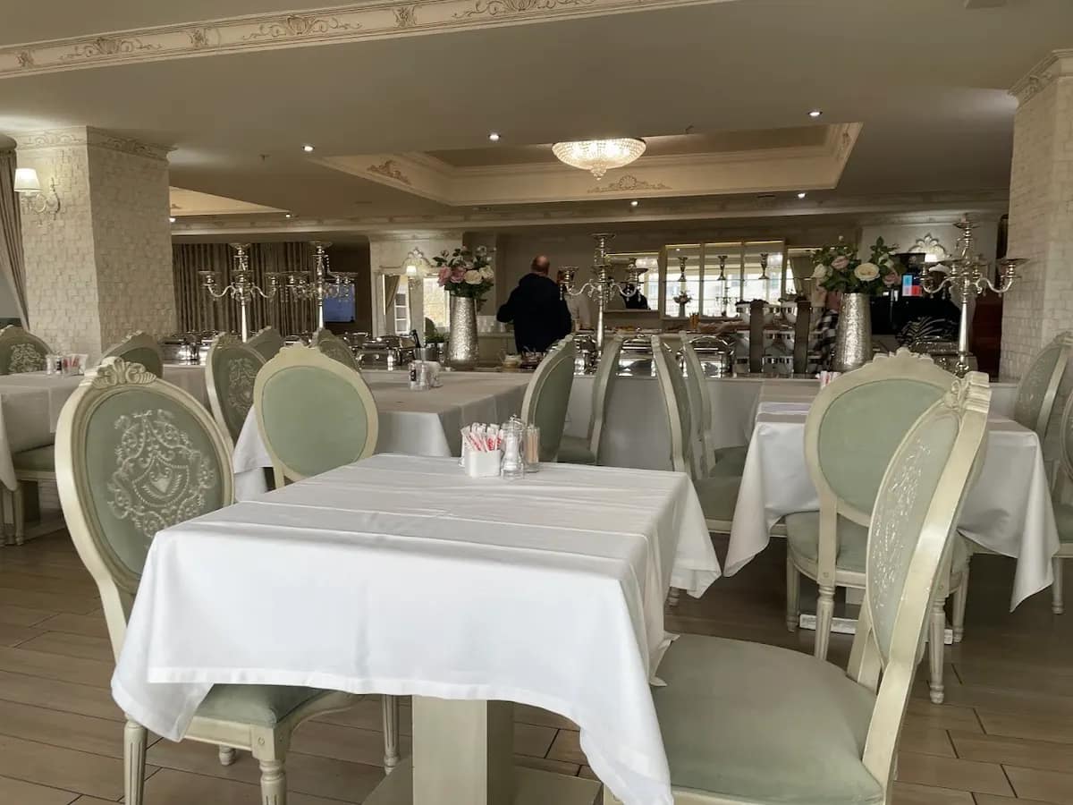 Bristol Central Park Hotel