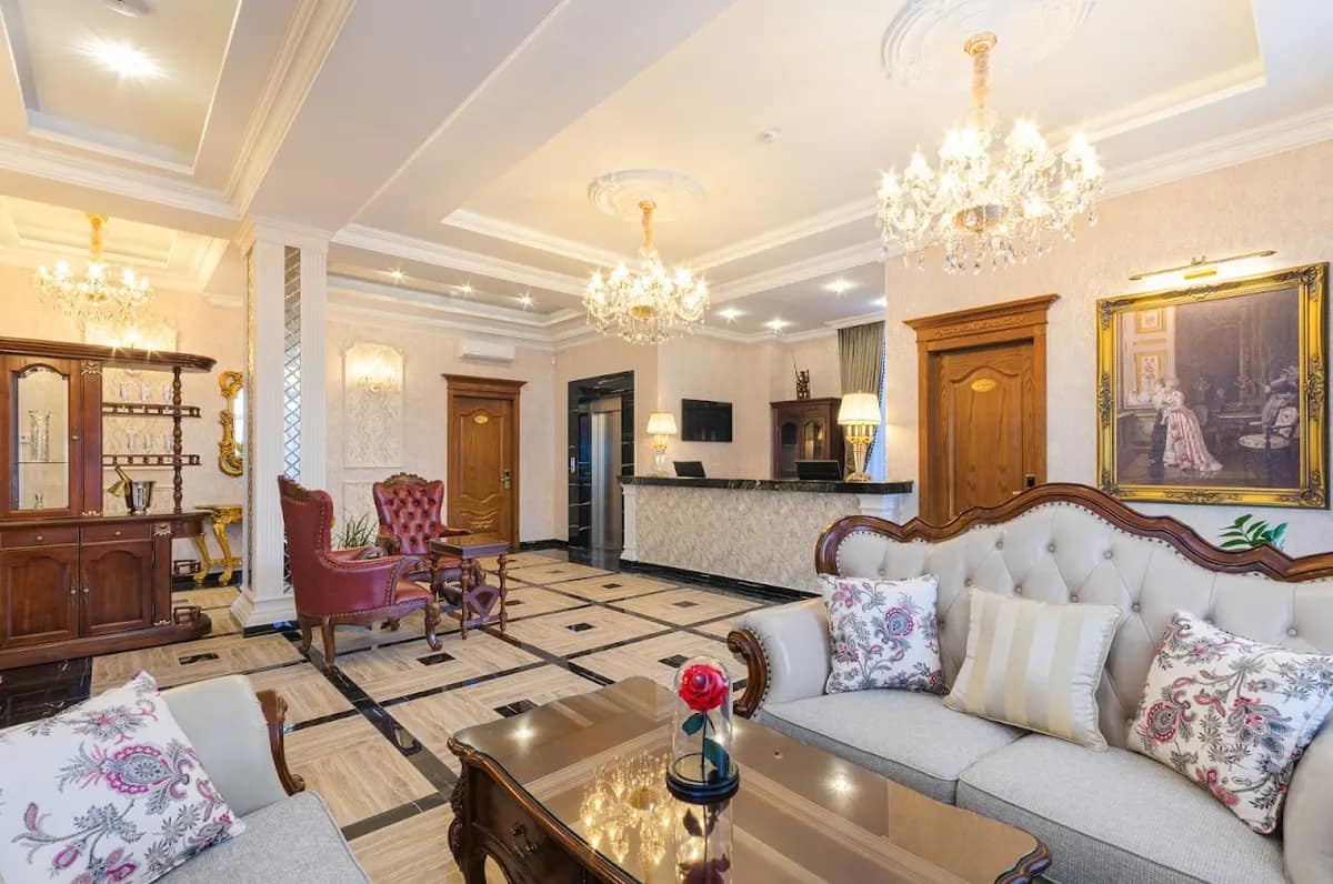 Gregory Hotel