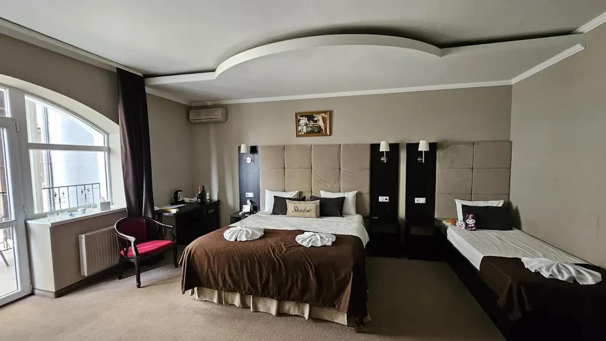 Shadow Hotel
