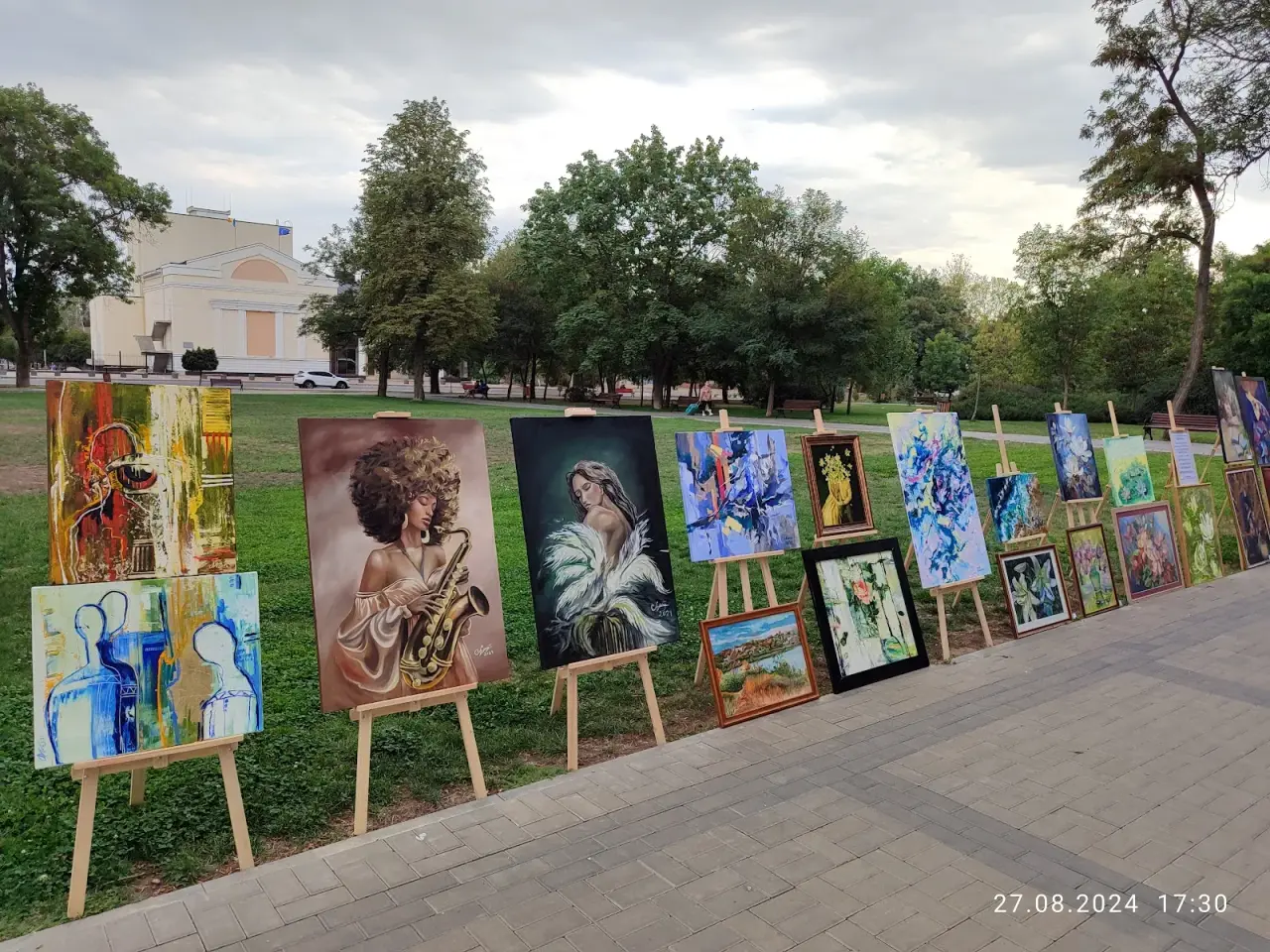 Bustul lui Ioan Vodă — fotografie 3