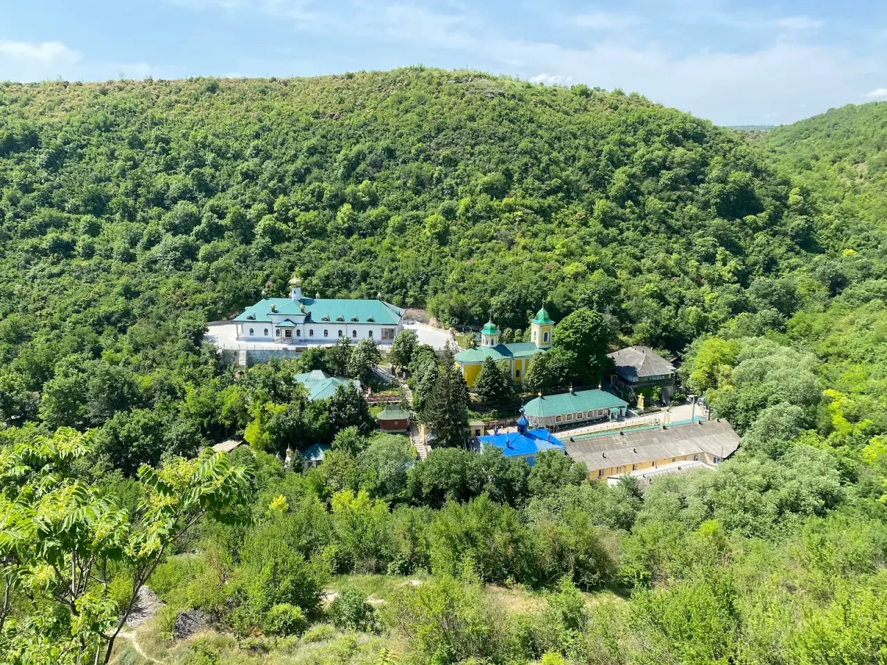Mănăstirea Saharna — fotografie 1