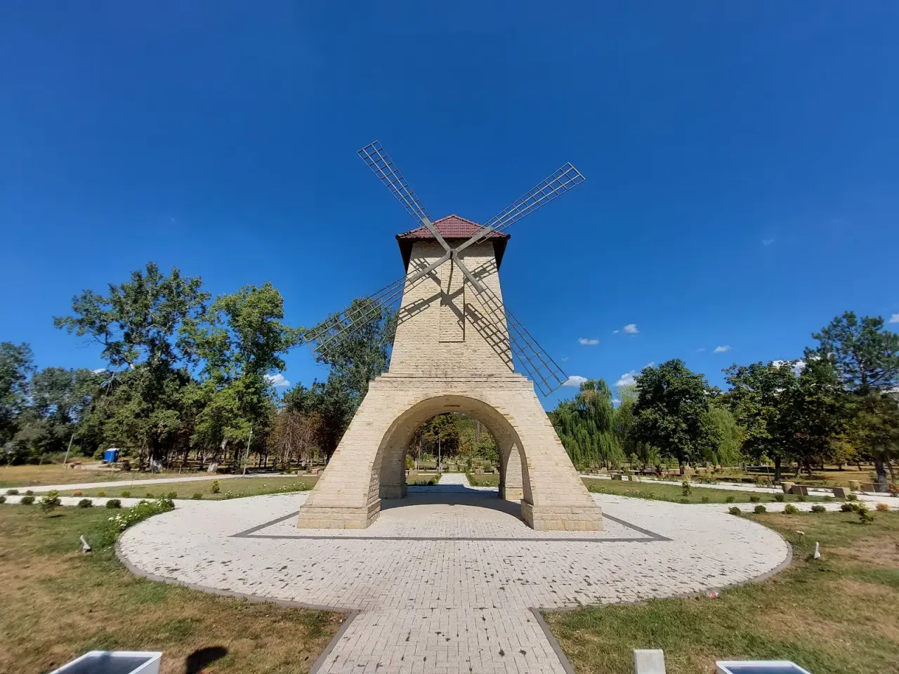 Moara de Vint Nisporeni (Nisporeni windmill)