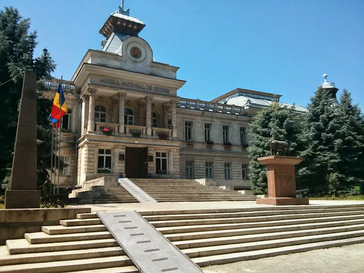 Muzeul Național de Istorie a Moldovei (National History Museum of Moldova)