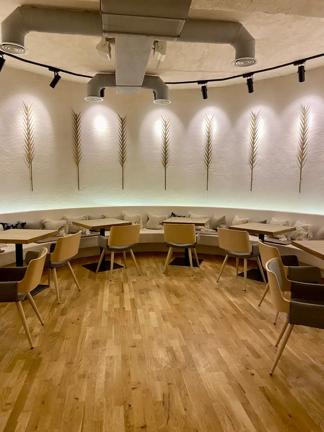 Crosta Kitchen & Bakery