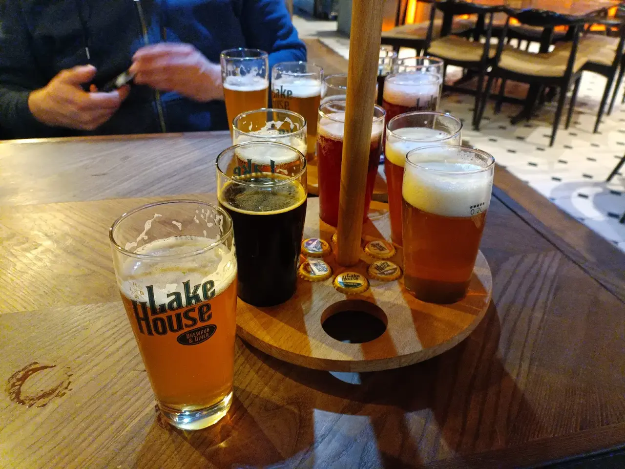 Lake House BrewPub