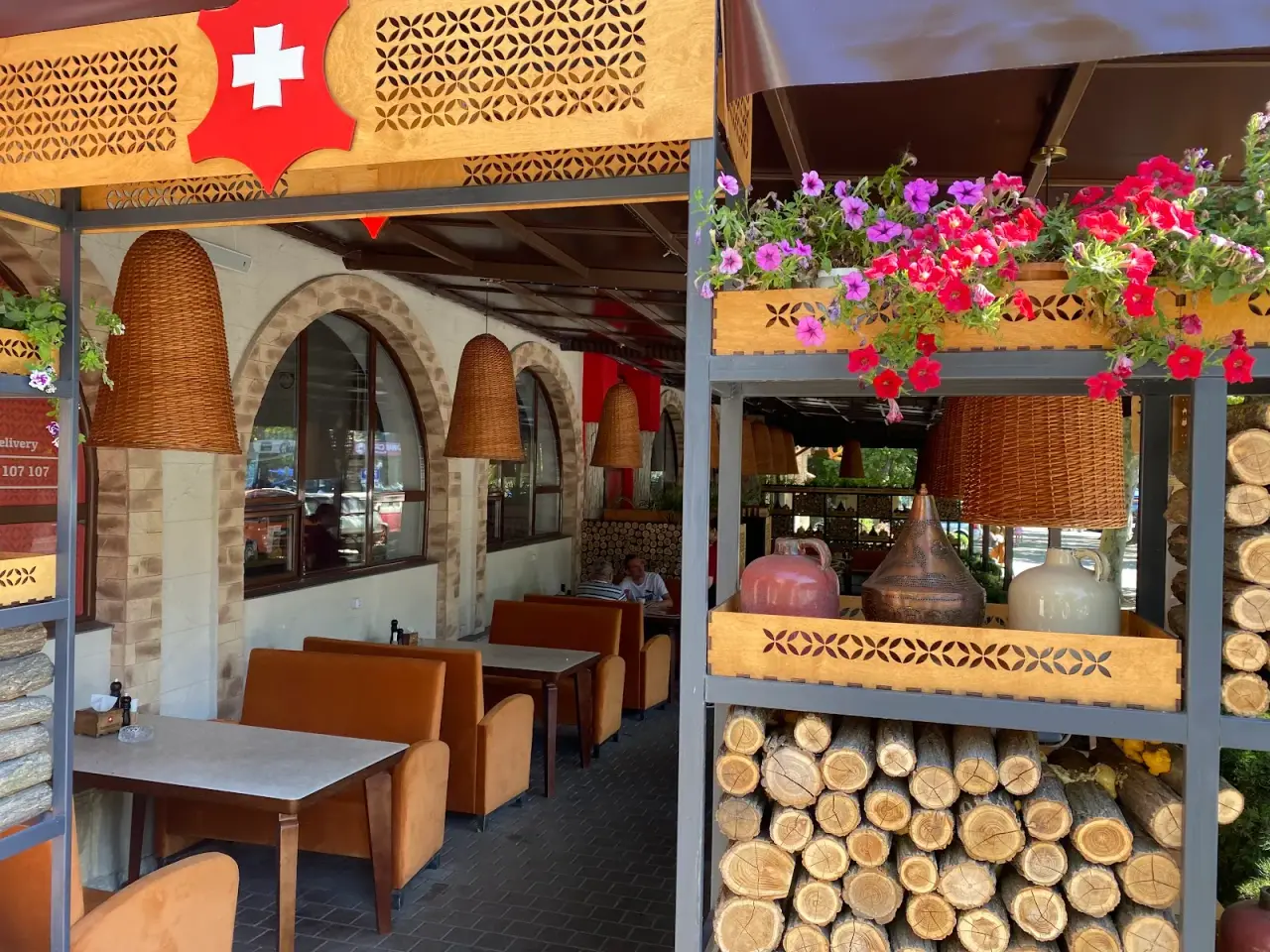 SAPERAVI Modern Caucasian Bar