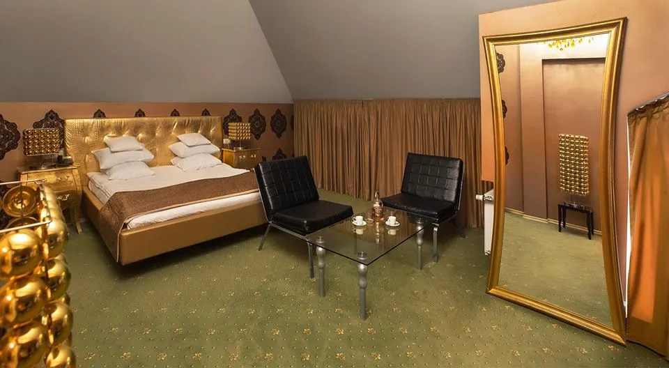 Weekend Boutique Hotel